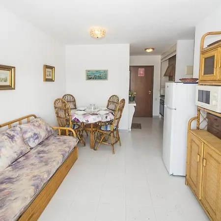 Esmeralda 212C - Apartment On The Beach, Calpe Апартаменты