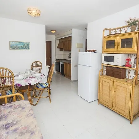 Esmeralda 212C - Apartment On The Beach, Calpe Апартаменты *